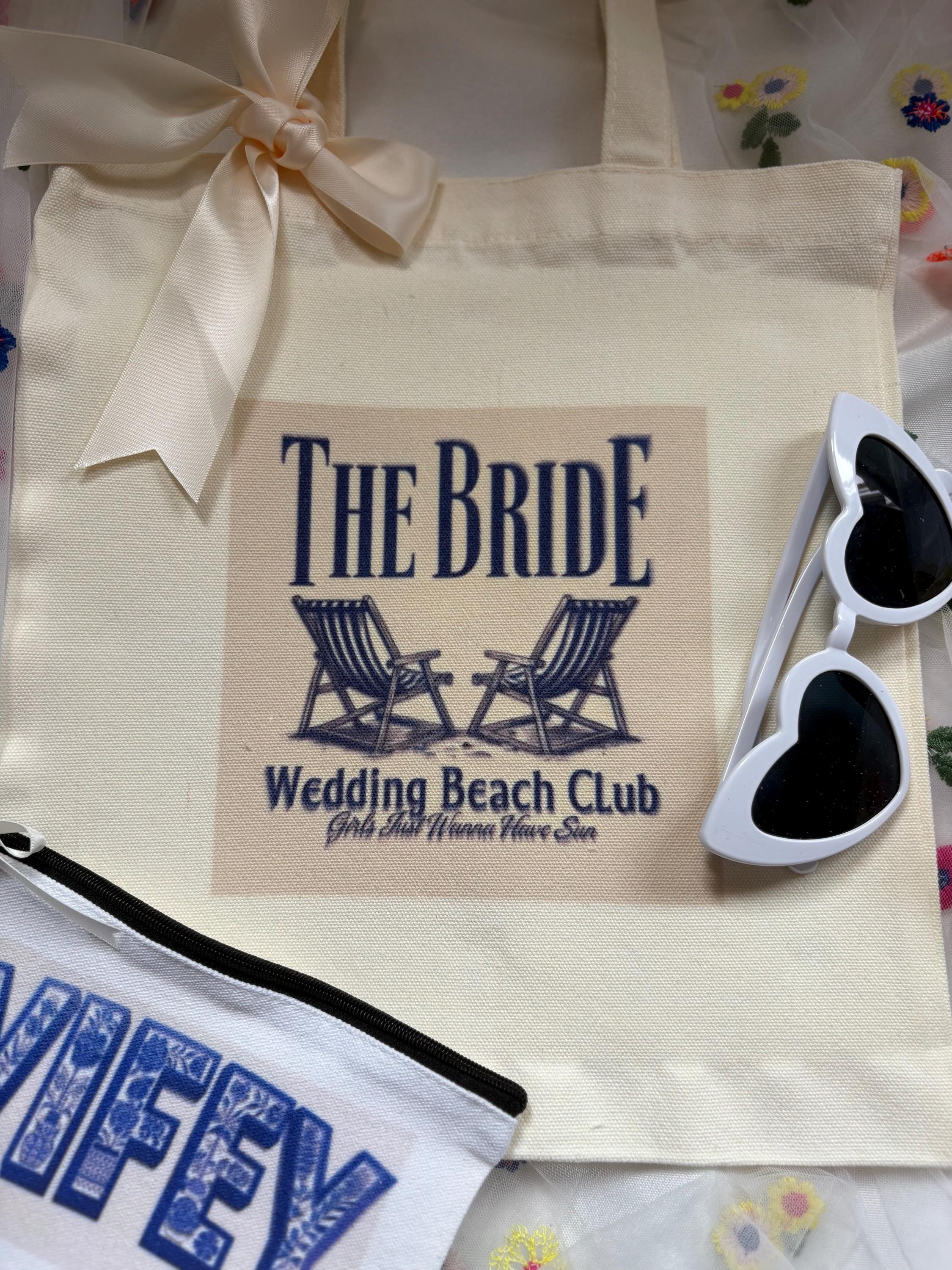 Bride Tote Bag: Vintage Beach Design, Bridal Party Gift