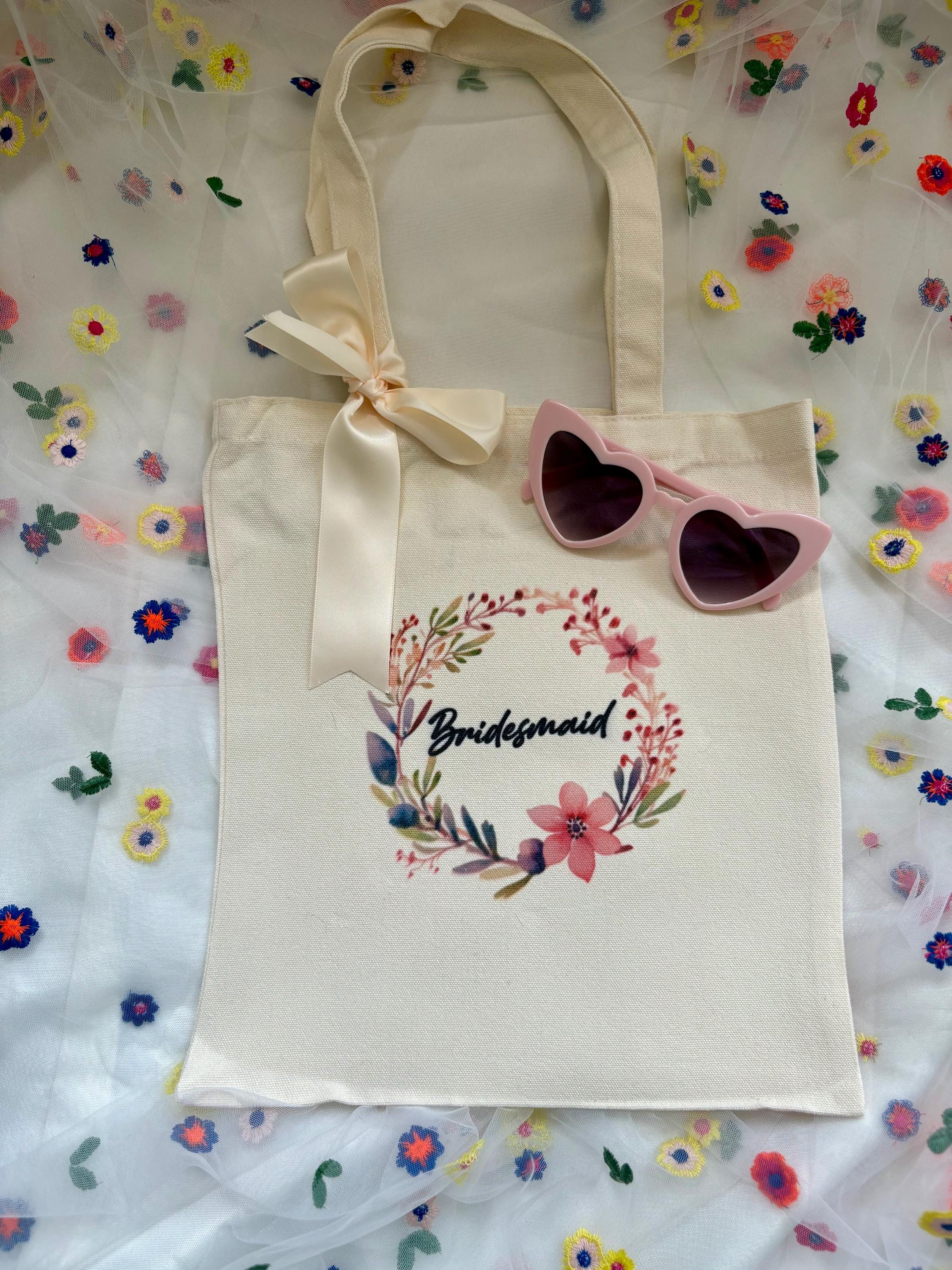 Bridesmaid Tote Bag: Floral Design, Bridal Party Gift
